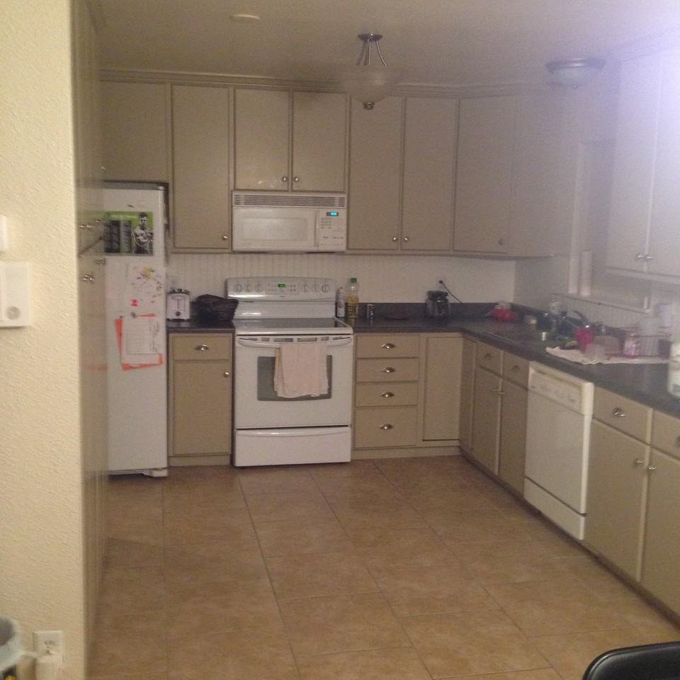 880 Racine St - Photo 2 of 11