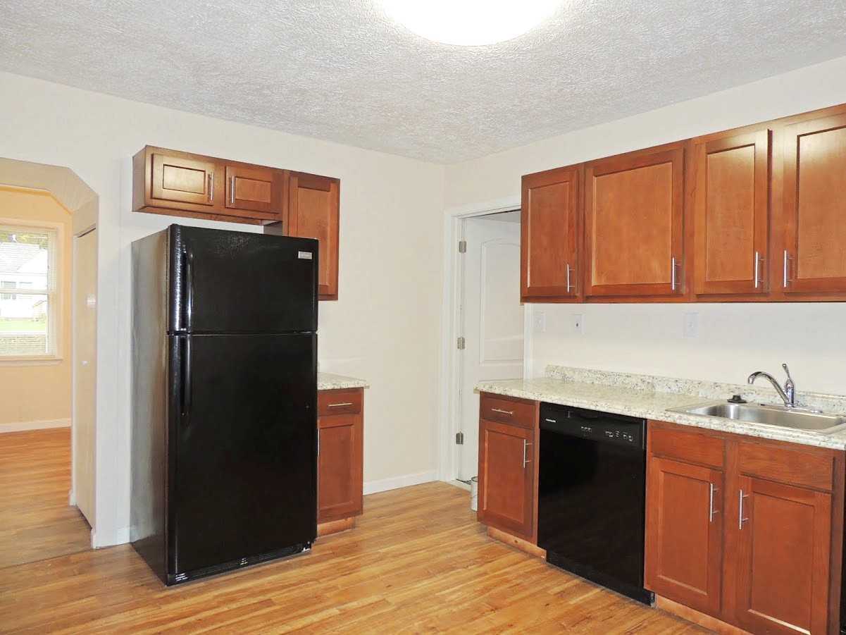 762 E 345th St - Photo 4 of 15