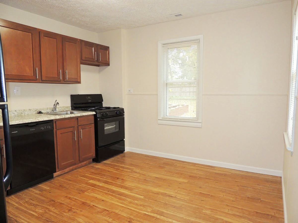 762 E 345th St - Photo 5 of 15