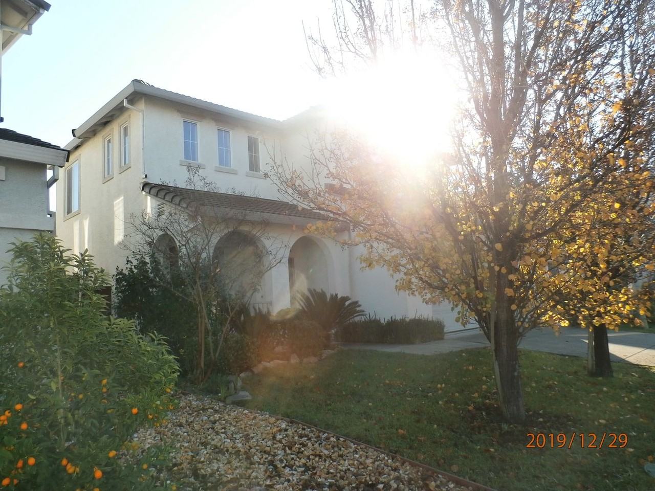 2860 Frigate Bird Dr - Photo 2 of 11