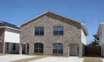 featured image of 10606 Pine Landing Dr