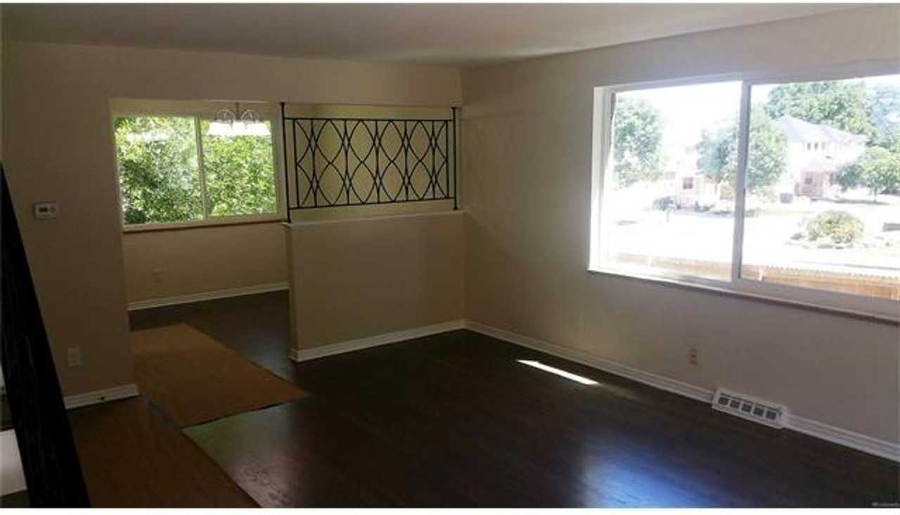 2600 Upham St - Photo 3 of 11