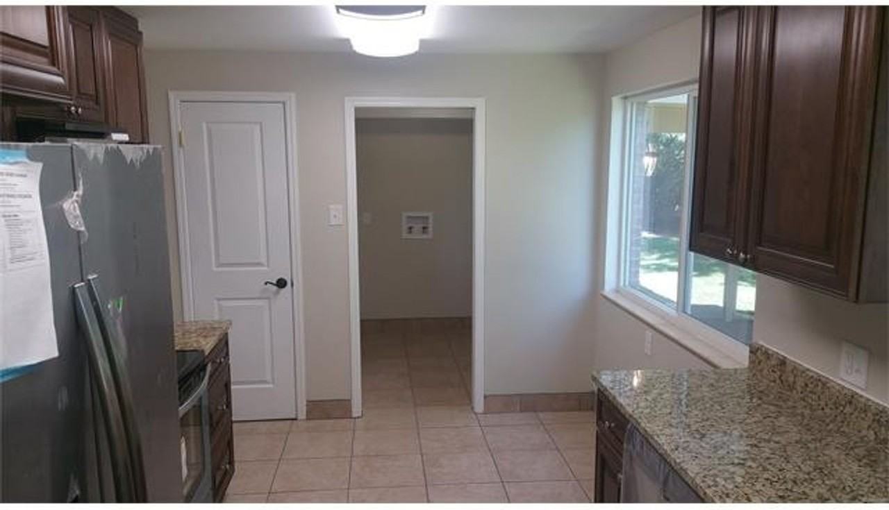 2600 Upham St - Photo 5 of 11