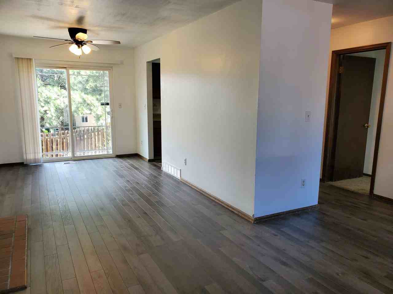 5528 Fiesta Ln - Photo 3 of 33