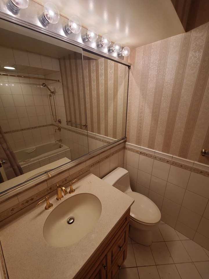 89 N Broadway - Photo 6 of 15