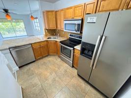 featured image of 1400 Ne 57th St #308