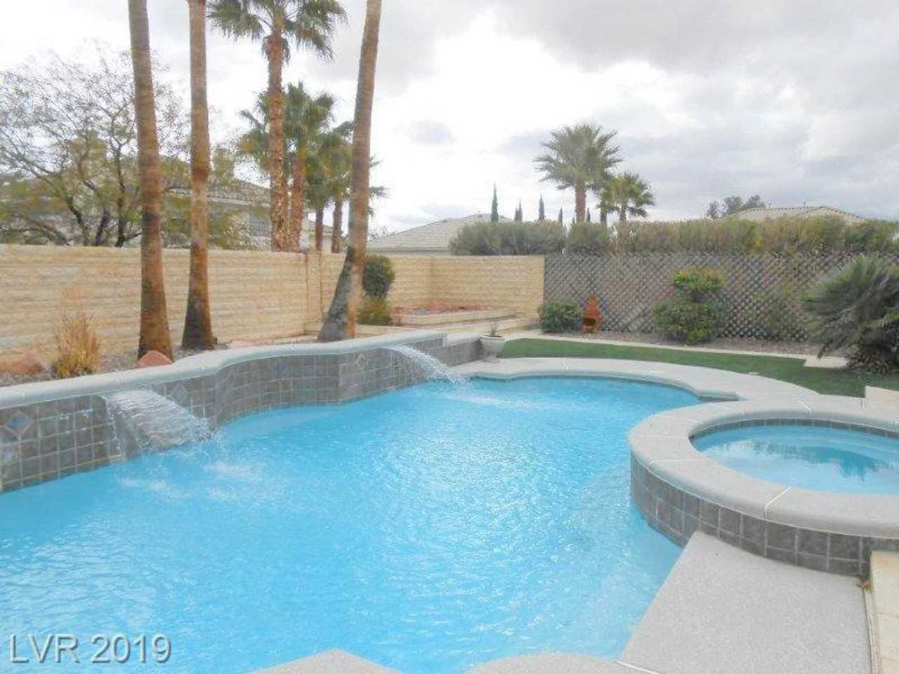 3854 Broadmead St - Photo 4 of 5