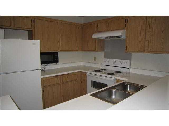 3520 Lebon Drive - Photo 3 of 17