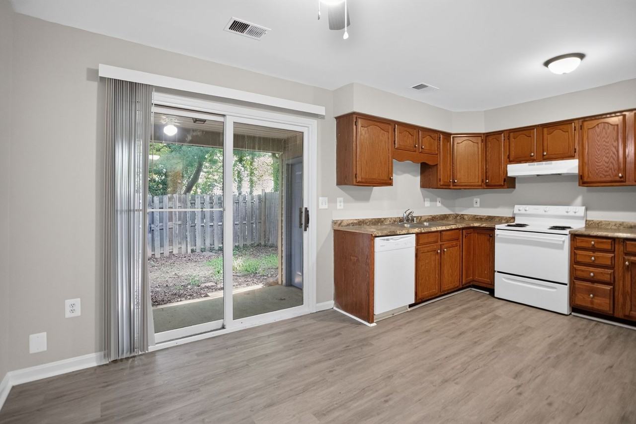 150 Farrell Ln - Photo 6 of 14