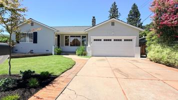 featured image of 205 Barbara Ct