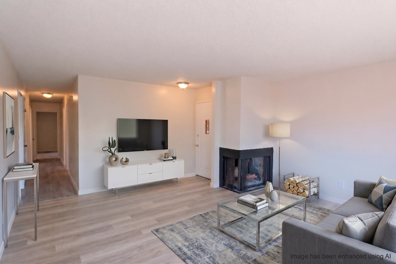 505 Mission Pl - Photo 7 of 24