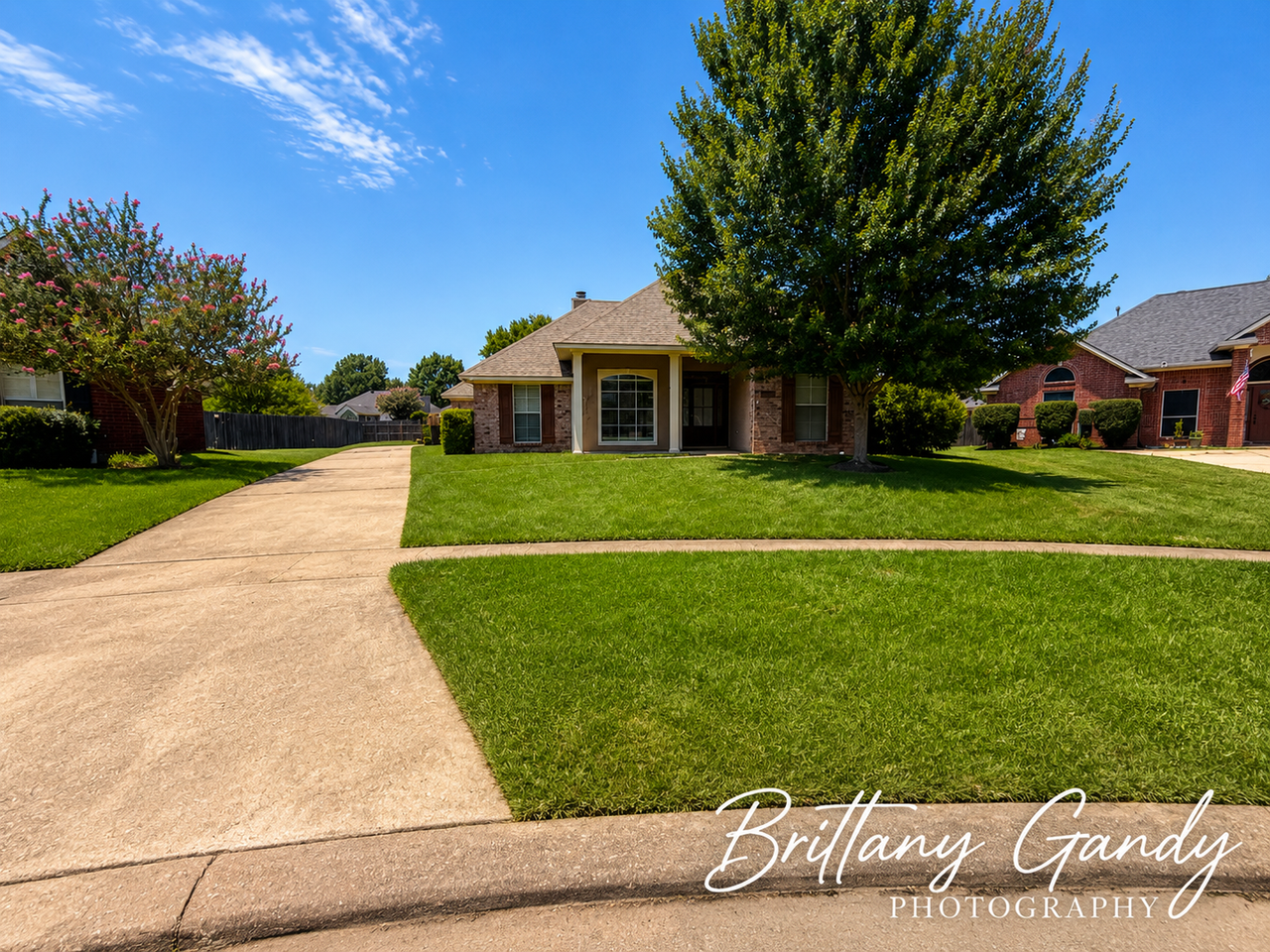 6037 Braeburn Ct - Photo 2 of 50