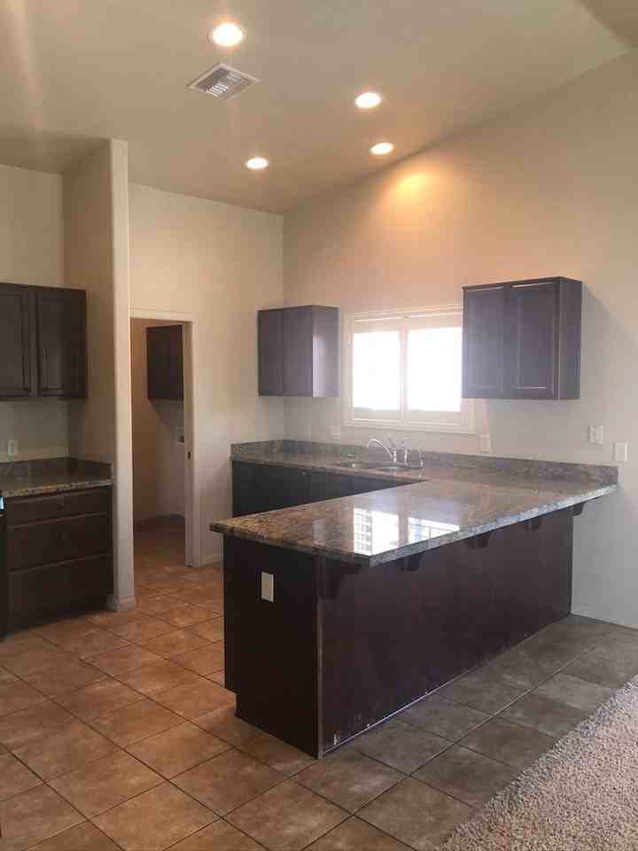 2734 S Nightfall Dr - Photo 5 of 18