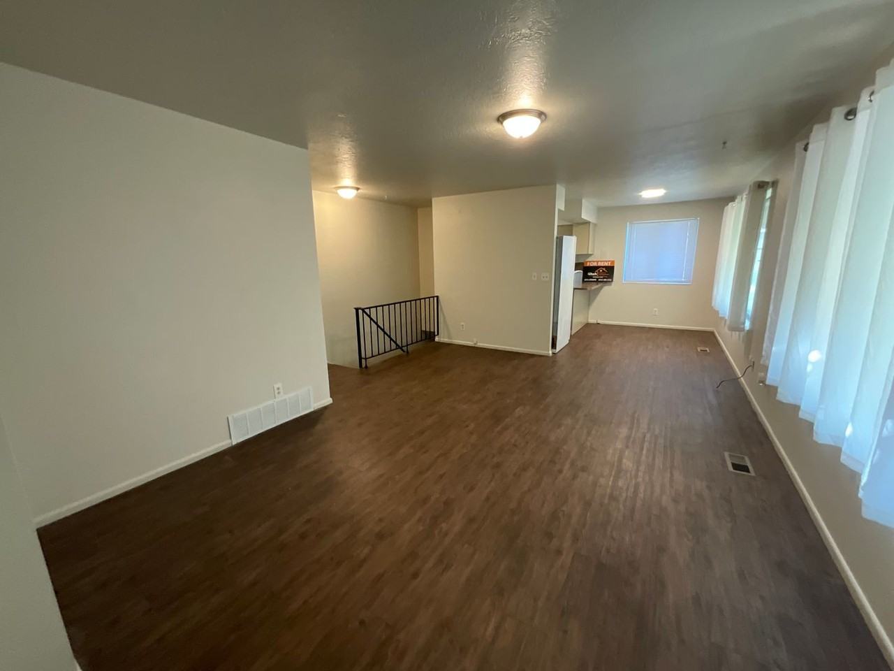 231 W 4850 S - Photo 4 of 17