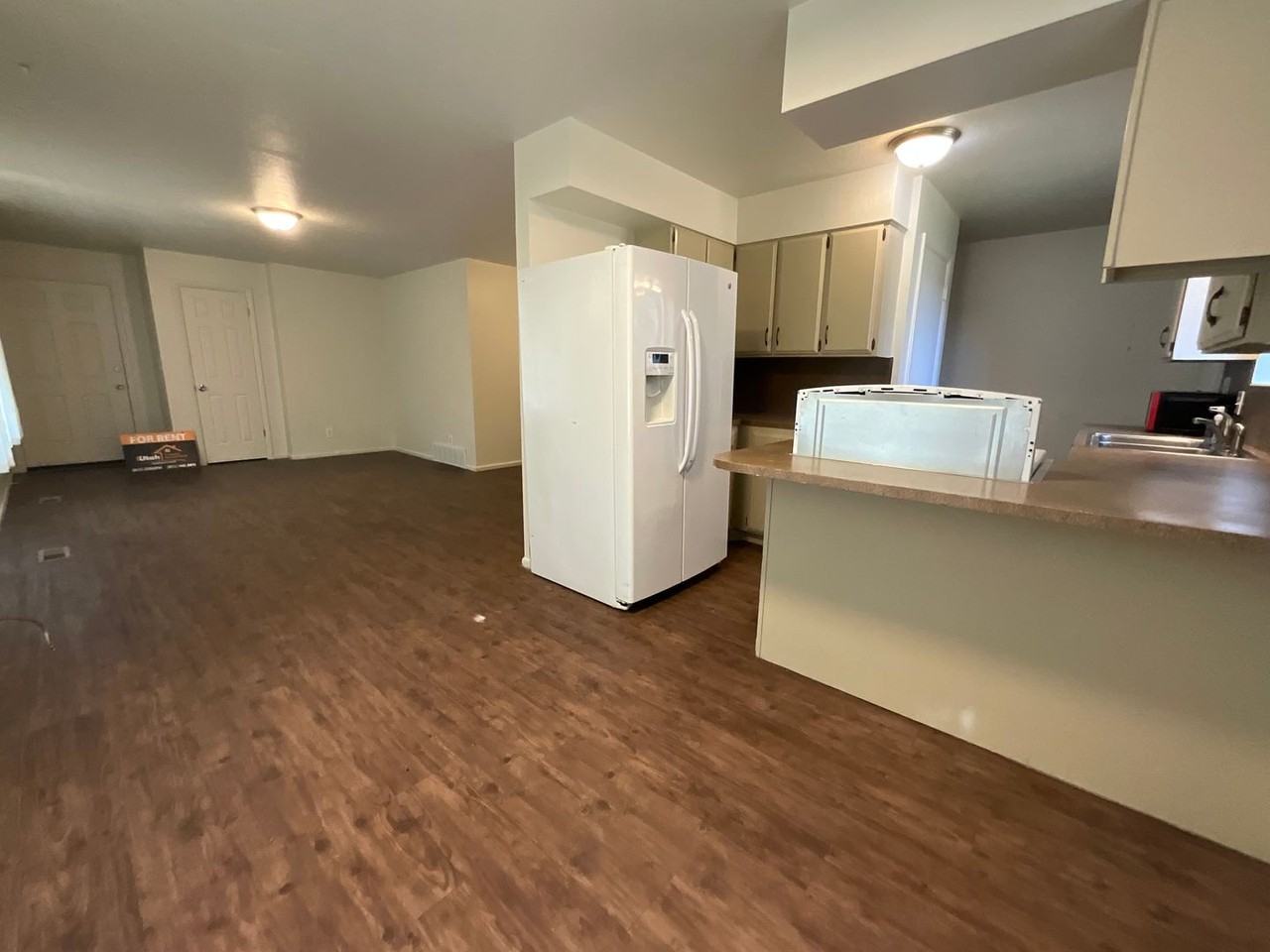 231 W 4850 S - Photo 5 of 17