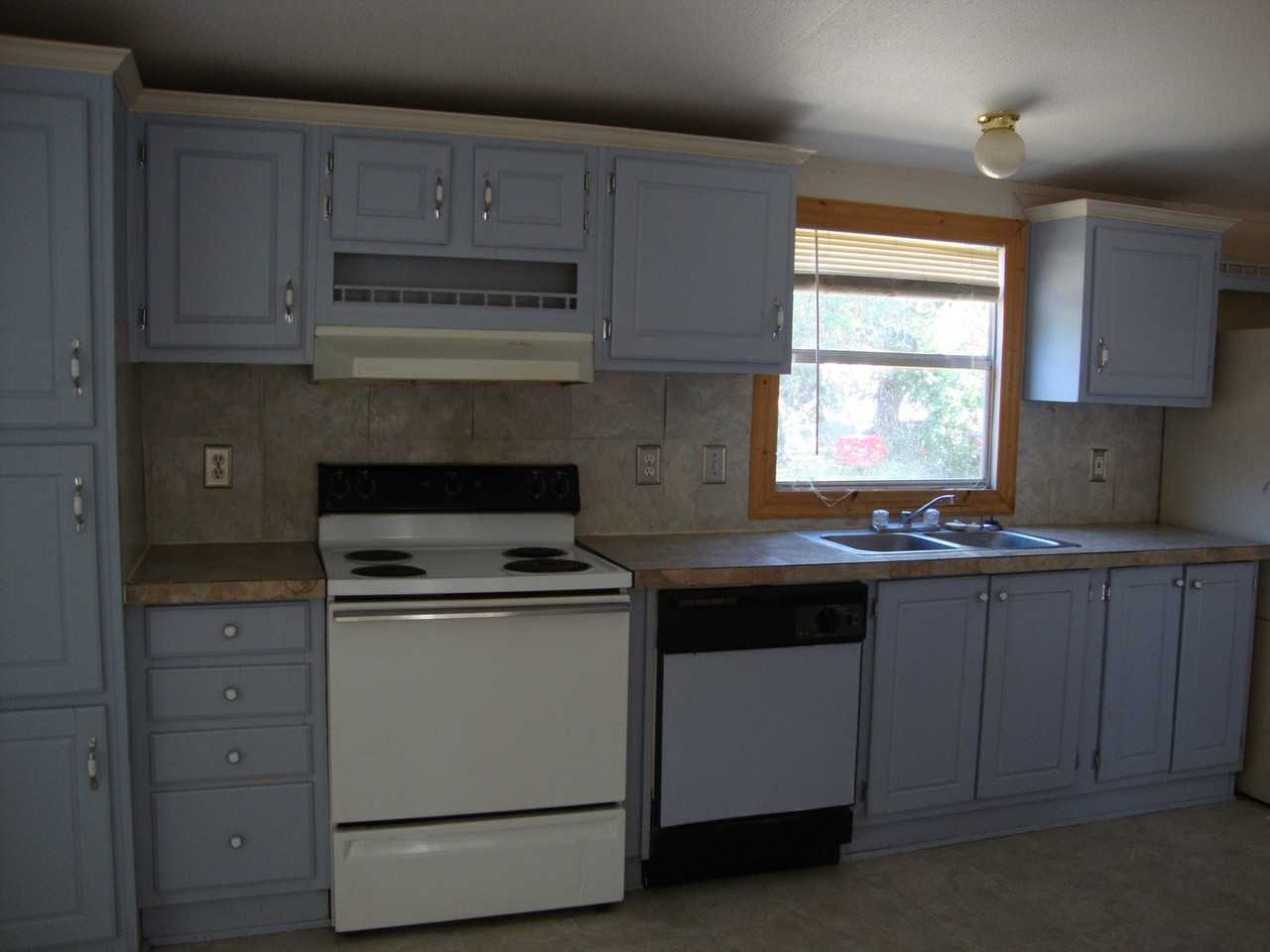 214-Bluebonnet Dr - Photo 4 of 13