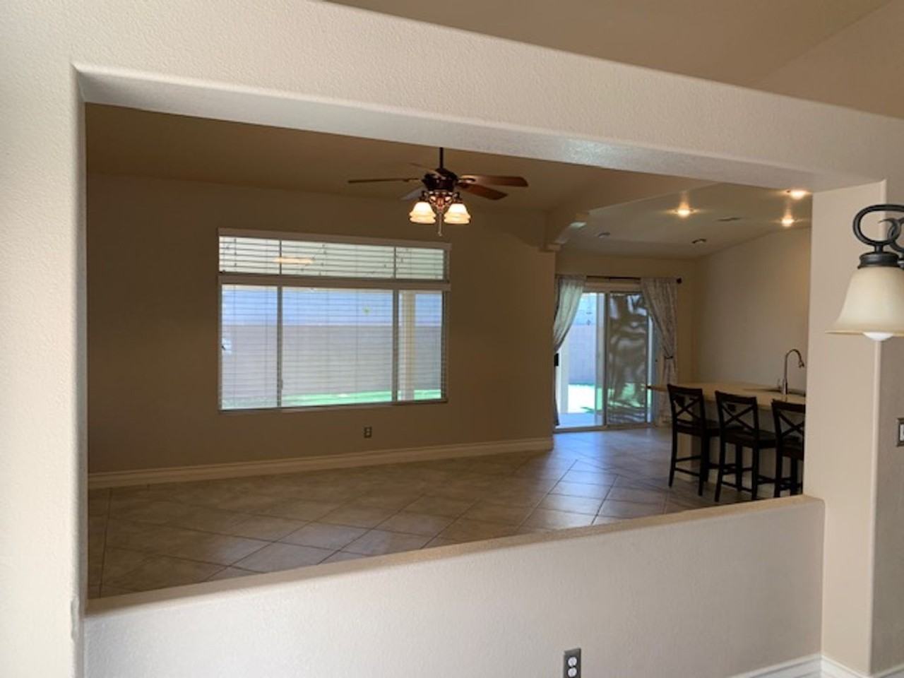 1195 Evening Canyon Ave - Photo 7 of 32
