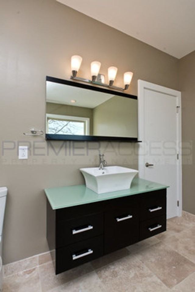 1024 S 5th St - Photo 3 of 10