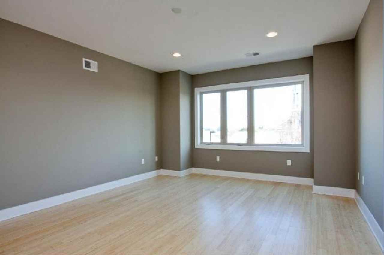 1024 S 5th St - Photo 4 of 10