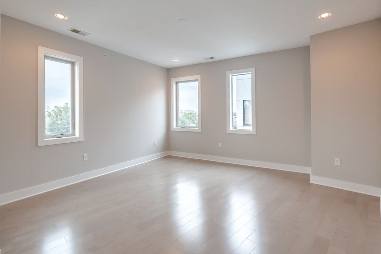 826 N 3rd St #6 - Photo 3 of 30