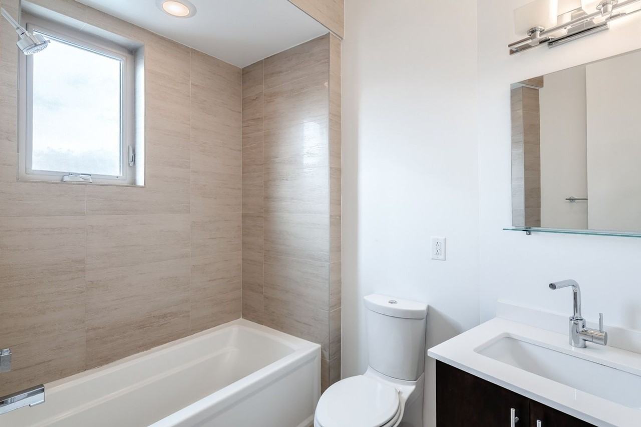826 N 3rd St #6 - Photo 7 of 30