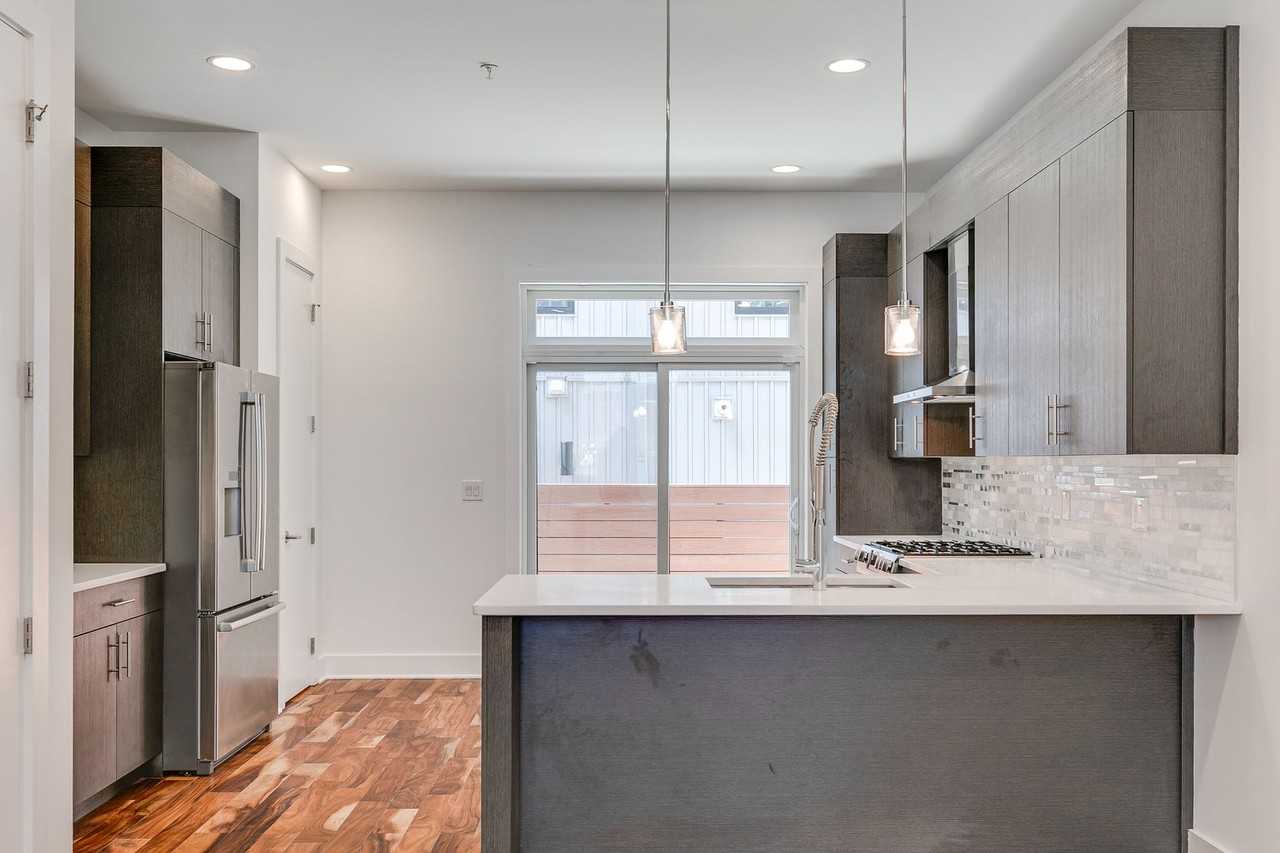 326 Potts Pl - Photo 2 of 35