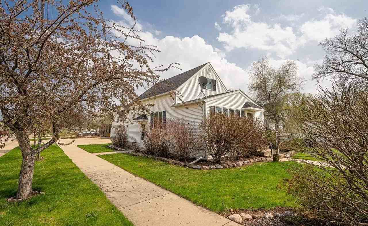520 Dove St - Photo 3 of 20