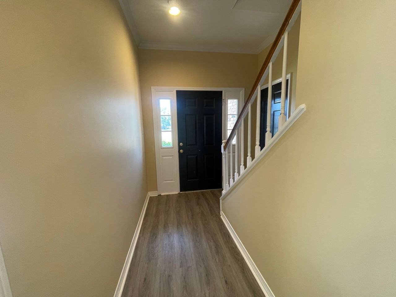 409 Teak Dr - Photo 5 of 25