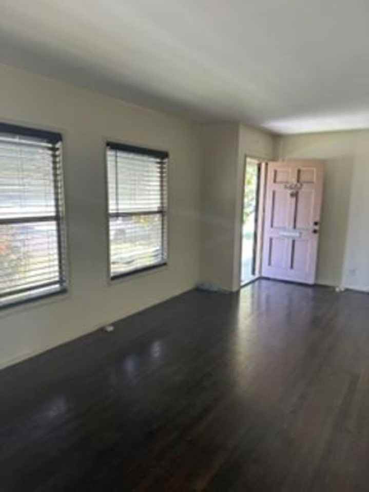 5602 Graywood Ave - Photo 2 of 10