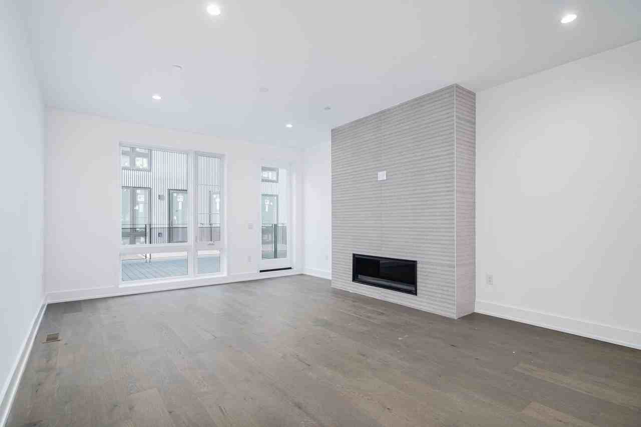 1751 N Howard St - Photo 6 of 50