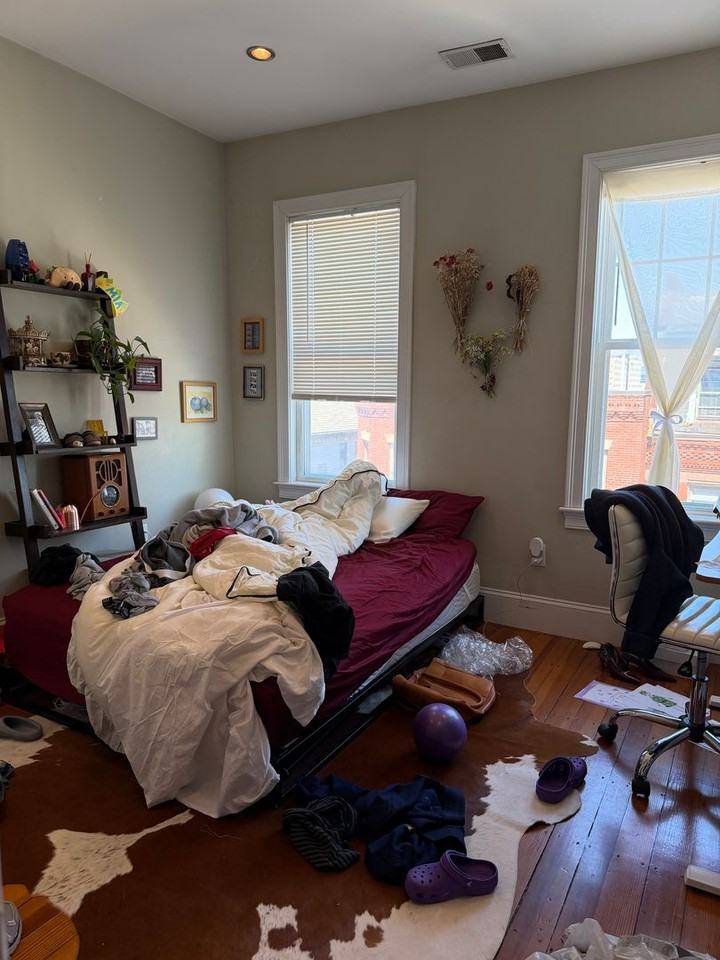 149 Hillside St - Photo 5 of 12