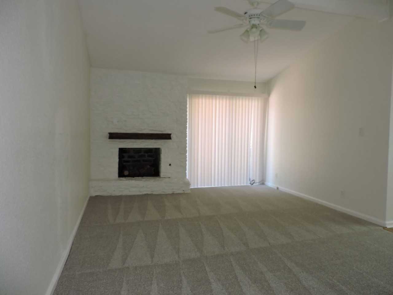1625 Chippeway Ln - Photo 5 of 29