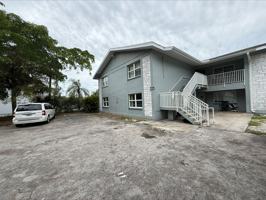 featured image of 2325 Crawford St