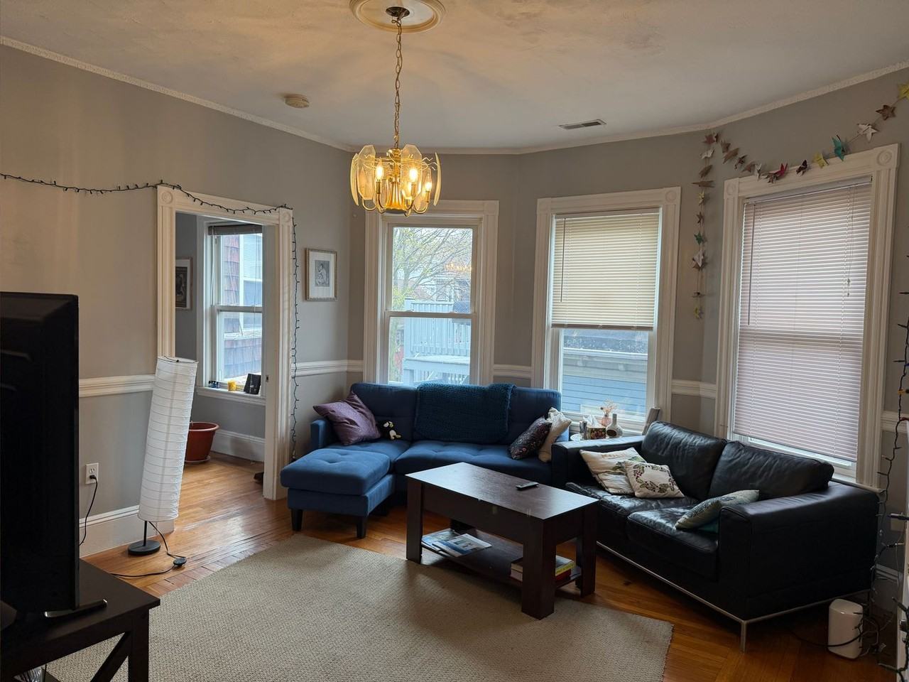 120 Calumet St - Photo 3 of 18