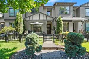 featured image of 28749 Sw Costa Cir E