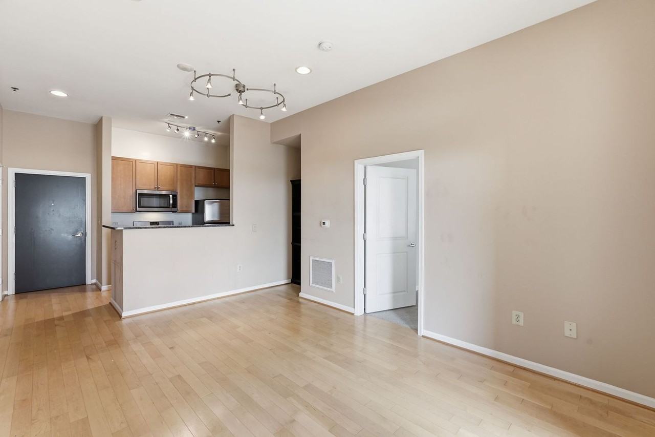309 Holland Ln - Photo 3 of 25