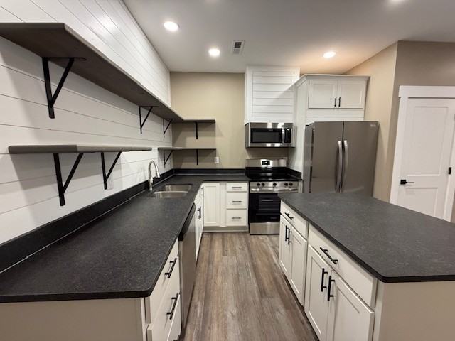 1963 Davis Creek Rd #6 - Photo 3 of 27
