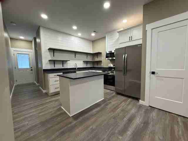 1963 Davis Creek Rd #6 - Photo 4 of 27