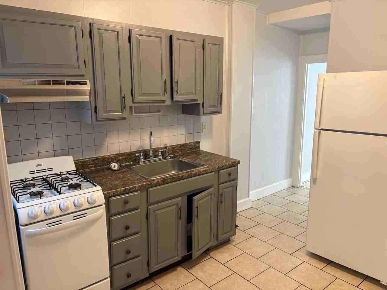 132 W Prescott Aly - Photo 4 of 12