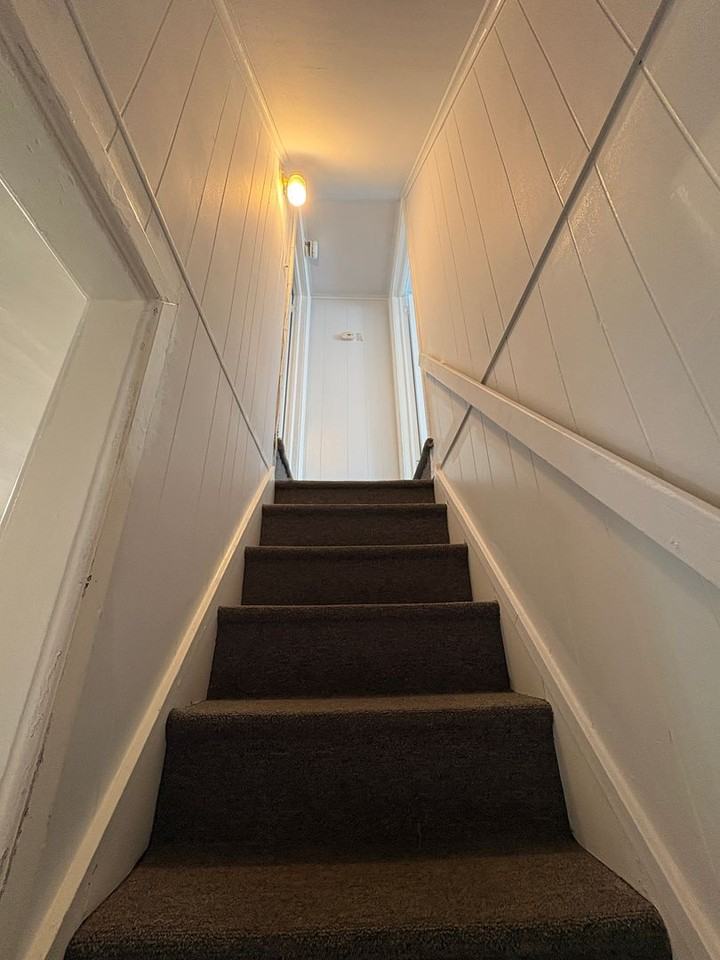 132 W Prescott Aly - Photo 7 of 12
