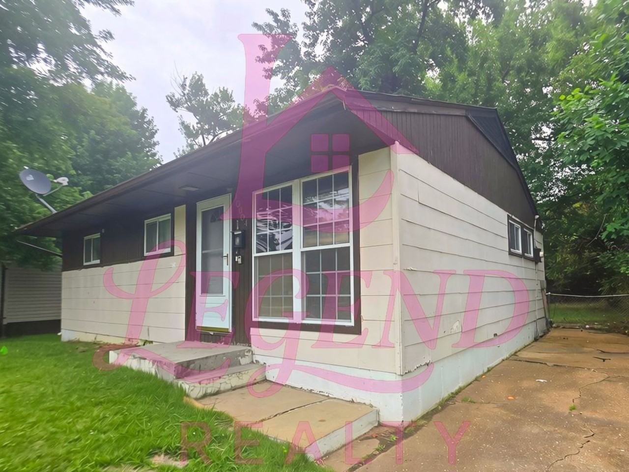 10604 Spring Garden Dr - Photo 2 of 17