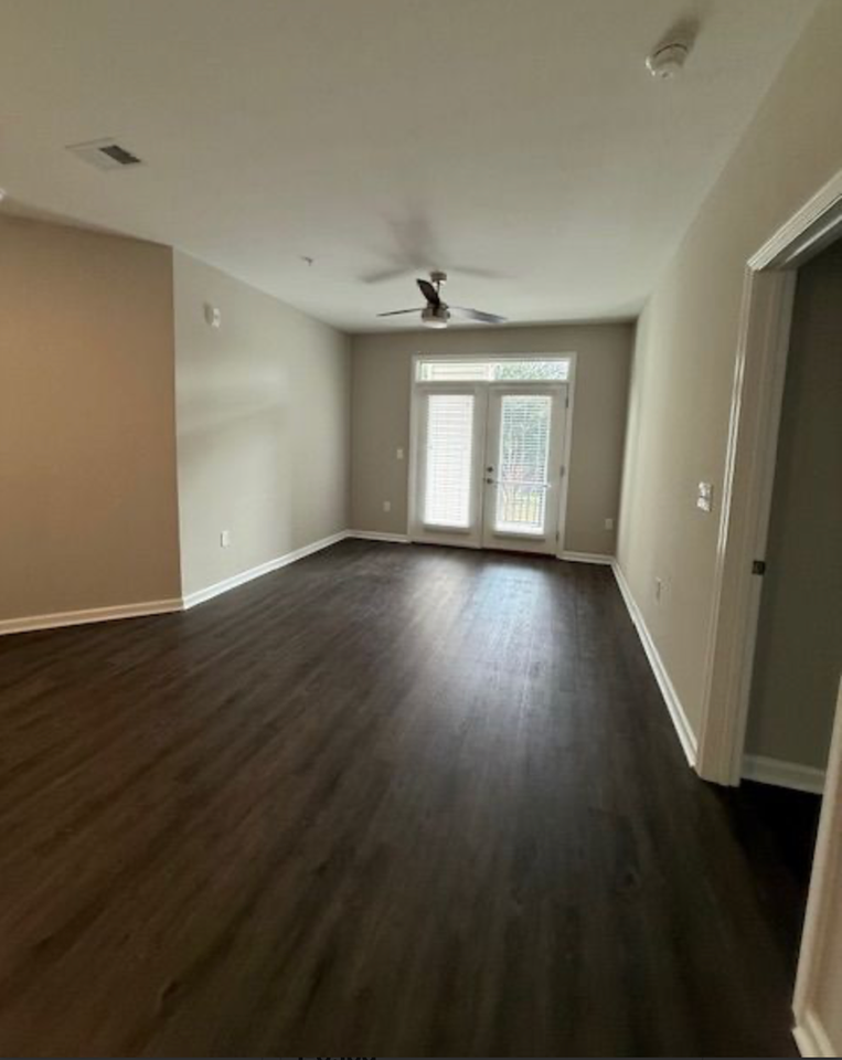 5630 Lucas Ct - Photo 5 of 15