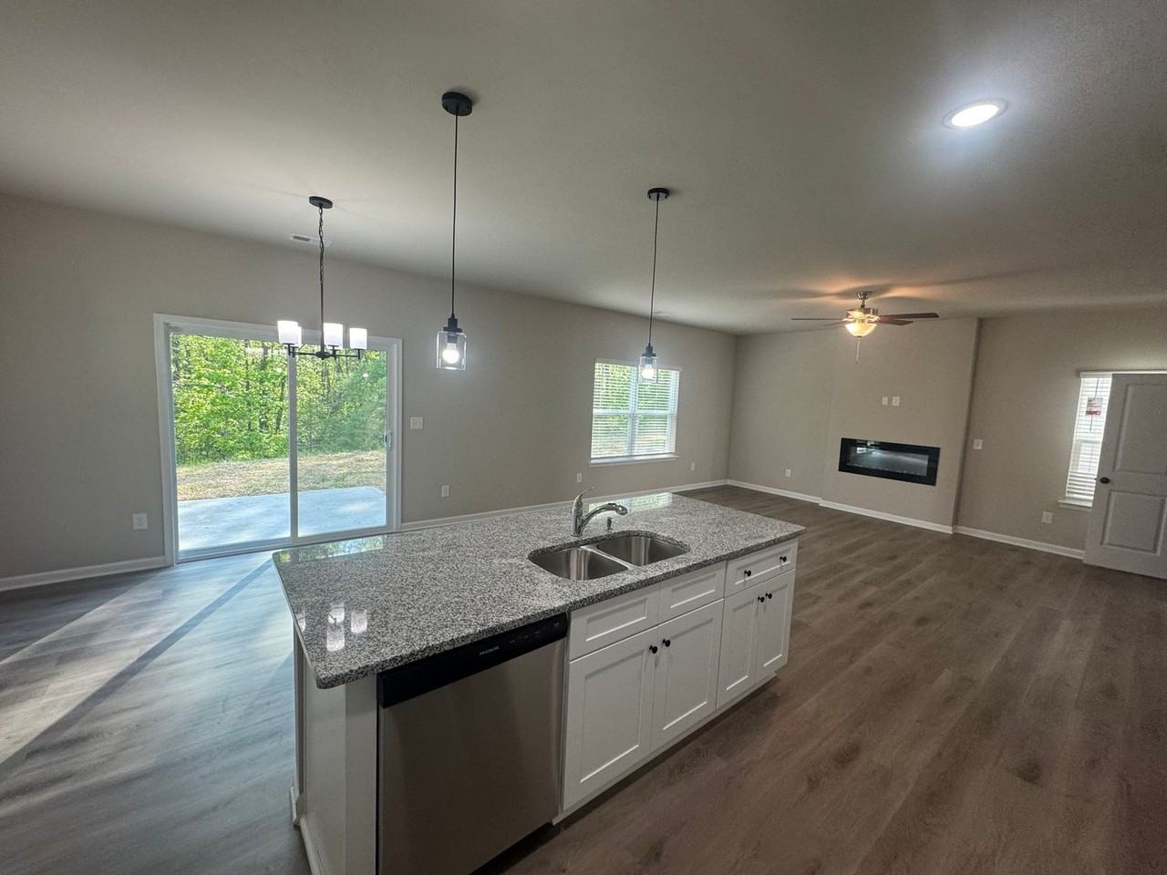 2128 Clapham Ct - Photo 4 of 19