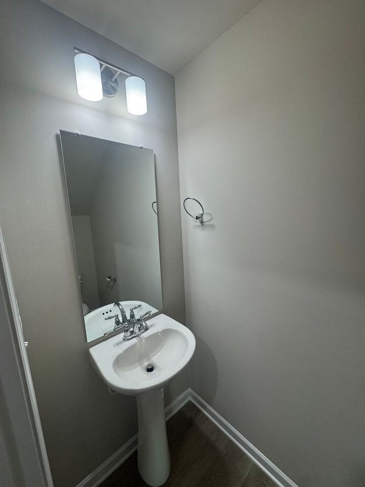 2128 Clapham Ct - Photo 7 of 19