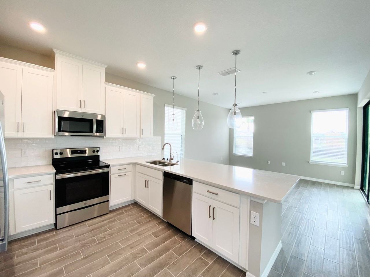 2307 Kestrel Perch Pl - Photo 7 of 37