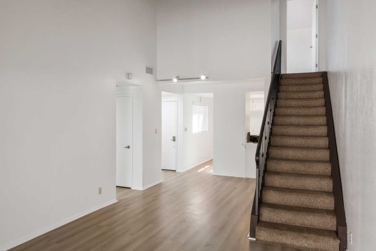 3565 W Savanna St #05 - Photo 2 of 25