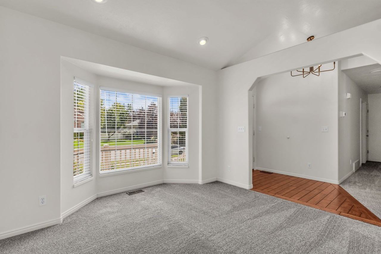 1468 Flint Meadow Dr - Photo 6 of 50
