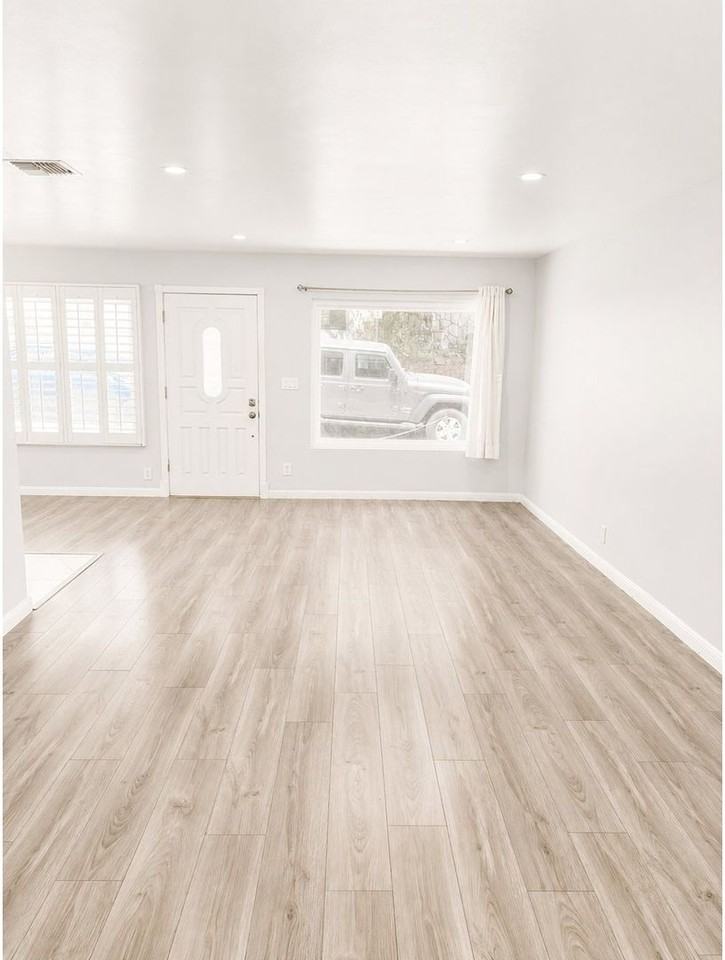 3616 5th Ave - Photo 5 of 23