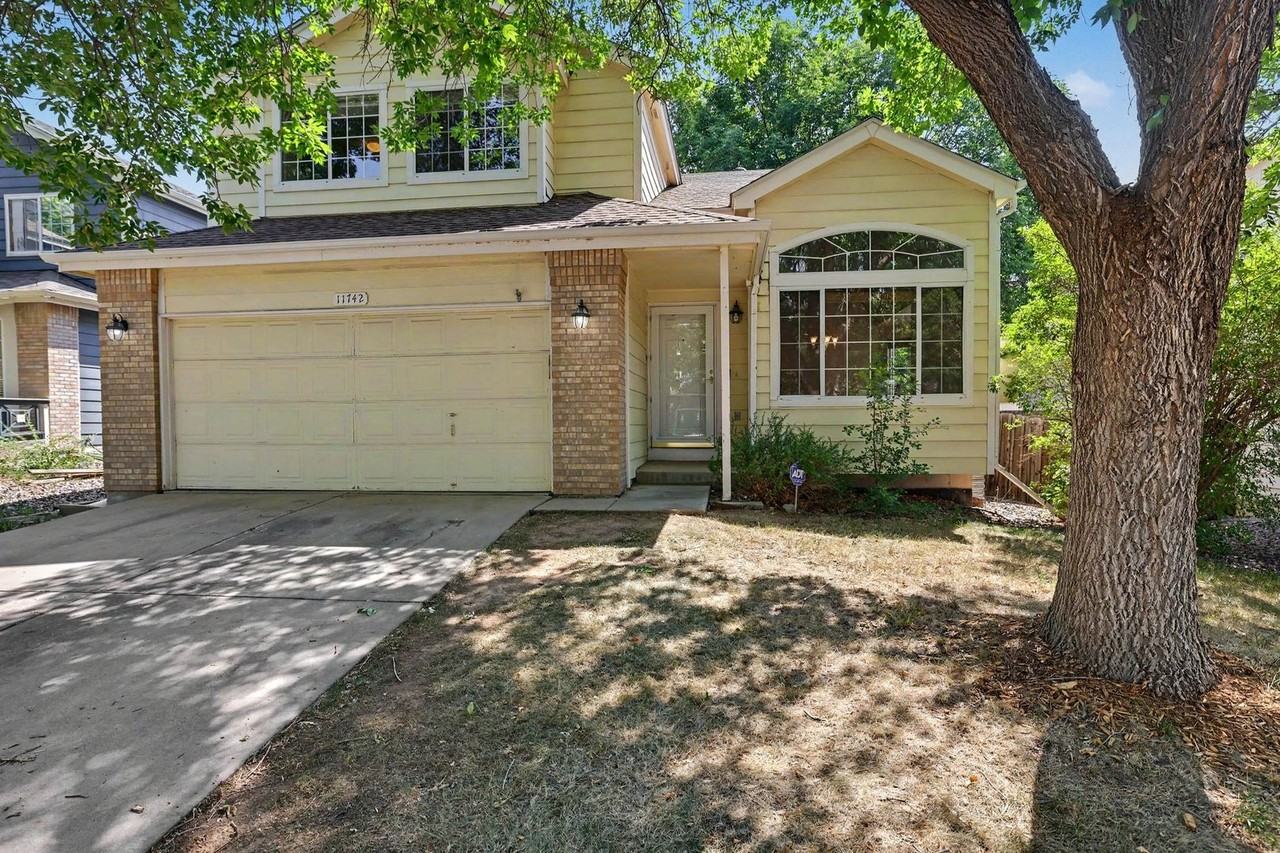 11742 Gray St - Photo 2 of 24