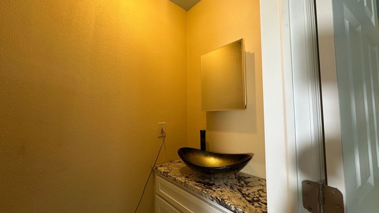 261 Caldwell St ##Fl - Photo 3 of 43